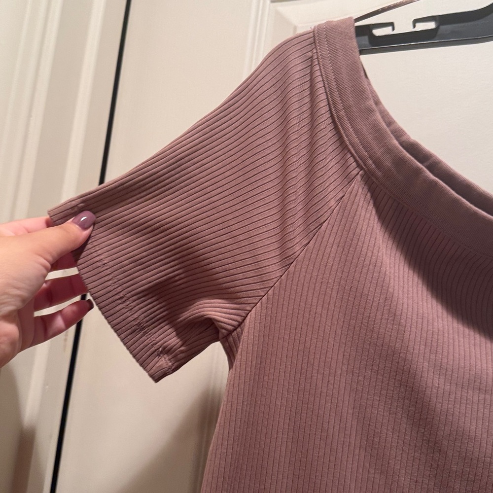 Universal Thread Dusty Pink Ribbed Top - Picture 2 of 6